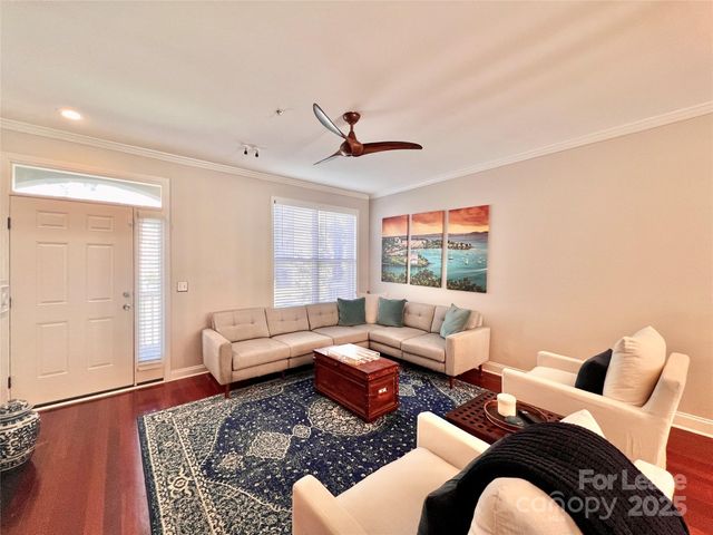 833 W 4th Street, Charlotte, NC 28202