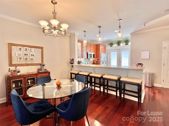 833 W 4th Street, Charlotte, NC 28202