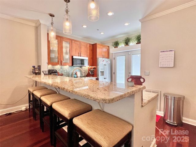 833 W 4th Street, Charlotte, NC 28202