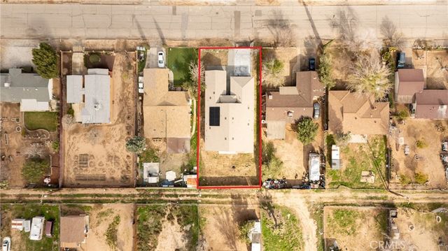 16241 Chestnut Street, Hesperia, CA 92345