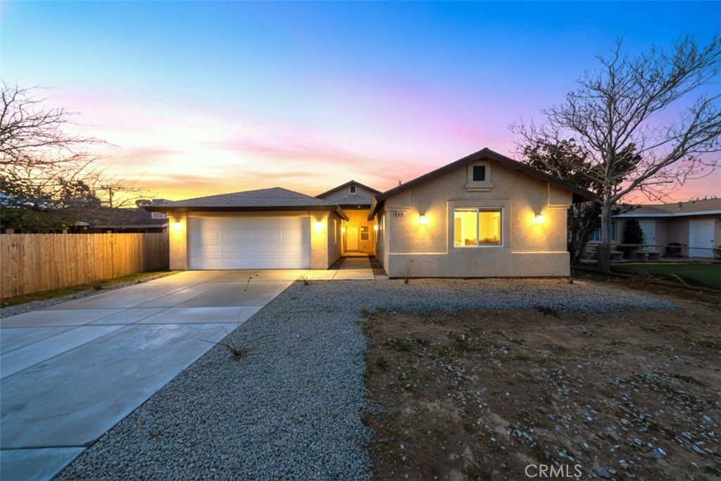 16241 Chestnut Street, Hesperia, CA 92345
