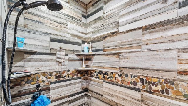 1084 Hhighway 11, Linden, TX 75563