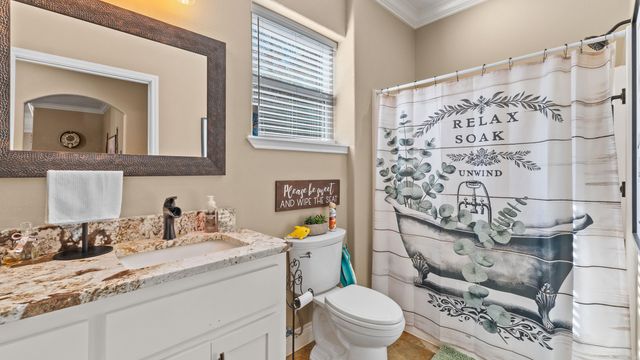 1084 Hhighway 11, Linden, TX 75563