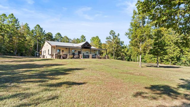 1084 Hhighway 11, Linden, TX 75563