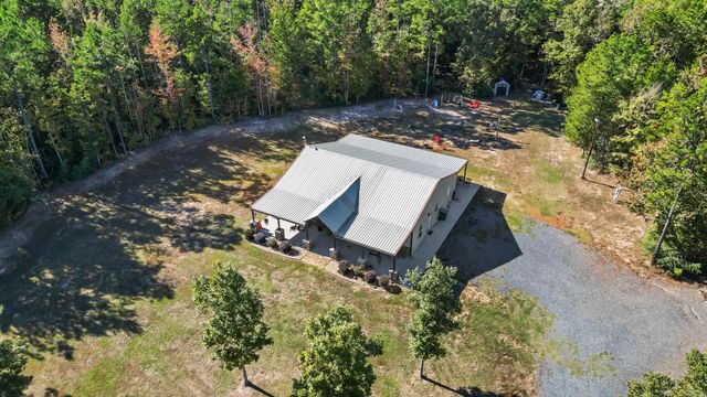 1084 Hhighway 11, Linden, TX 75563