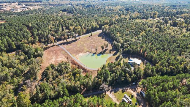 1084 Hhighway 11, Linden, TX 75563