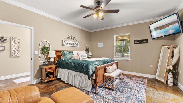 1084 Hhighway 11, Linden, TX 75563