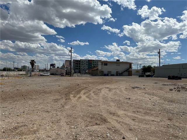 317 West Monroe Avenue, Las Vegas, NV 89106