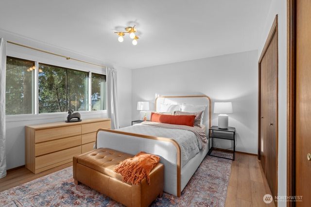 1619 S 226th Place, Des Moines, WA 98198