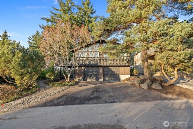 1619 S 226th Place, Des Moines, WA 98198