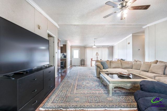 100 Coventry Manor Court, Byron, GA 31008
