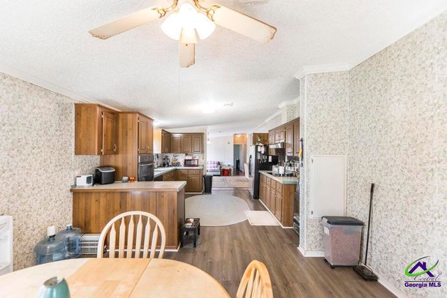 100 Coventry Manor Court, Byron, GA 31008