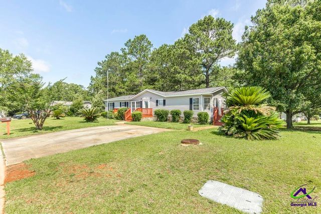 100 Coventry Manor Court, Byron, GA 31008