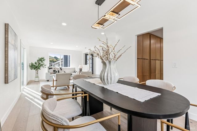 113 Greenridge Ct, Petaluma, CA 94952