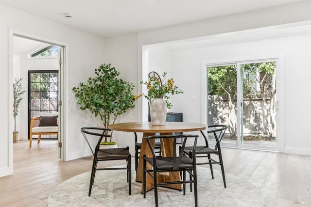 113 Greenridge Ct, Petaluma, CA 94952