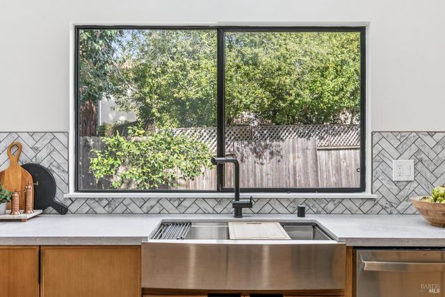 113 Greenridge Ct, Petaluma, CA 94952