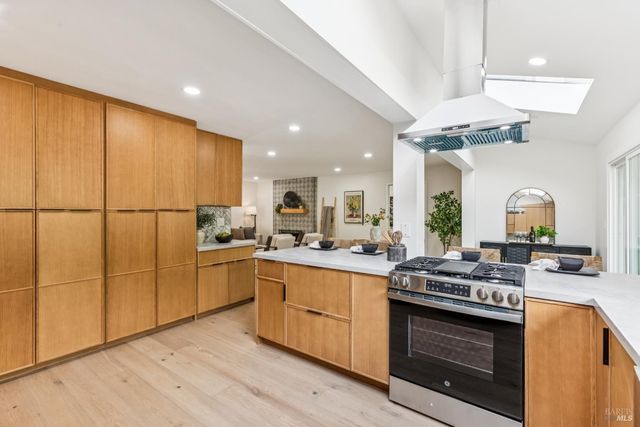 113 Greenridge Ct, Petaluma, CA 94952