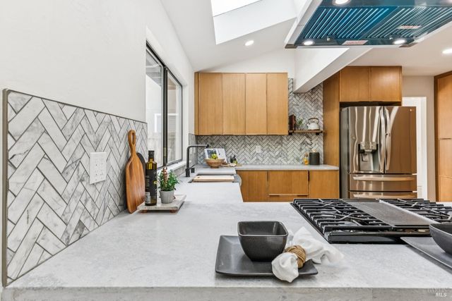 113 Greenridge Ct, Petaluma, CA 94952