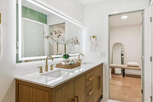 113 Greenridge Ct, Petaluma, CA 94952