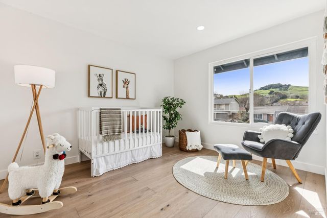 113 Greenridge Ct, Petaluma, CA 94952