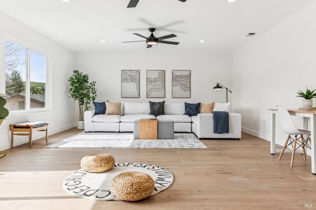 113 Greenridge Ct, Petaluma, CA 94952