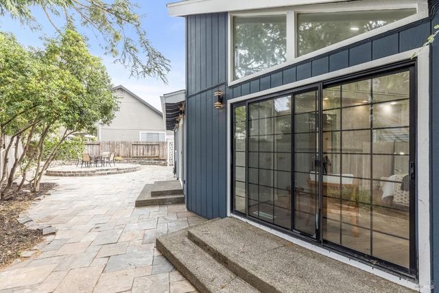 113 Greenridge Ct, Petaluma, CA 94952