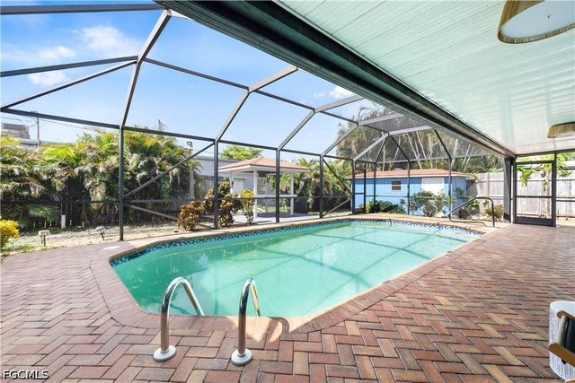 1930 Oakley AVE, Fort Myers, FL 33901