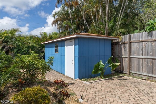 1930 Oakley AVE, Fort Myers, FL 33901