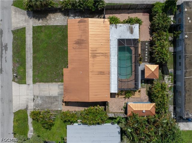 1930 Oakley AVE, Fort Myers, FL 33901