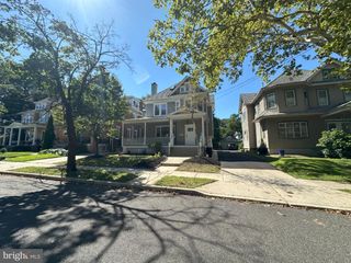 15 CRESTMONT TER, Collingswood, NJ 08108