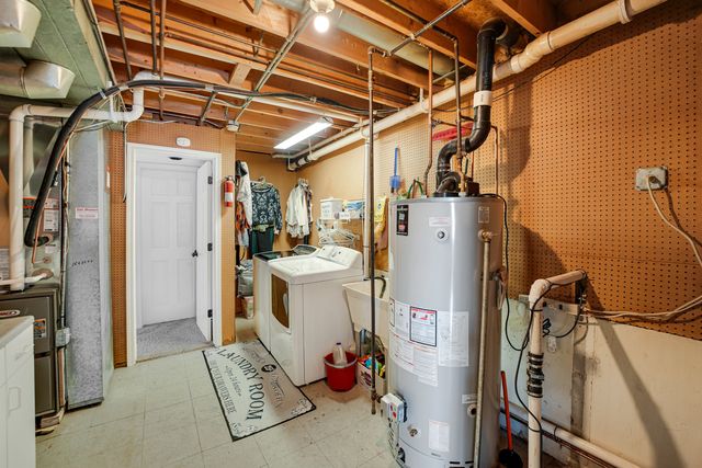 3051 183rd Street, Lansing, IL 60438