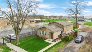 3051 183rd Street, Lansing, IL 60438