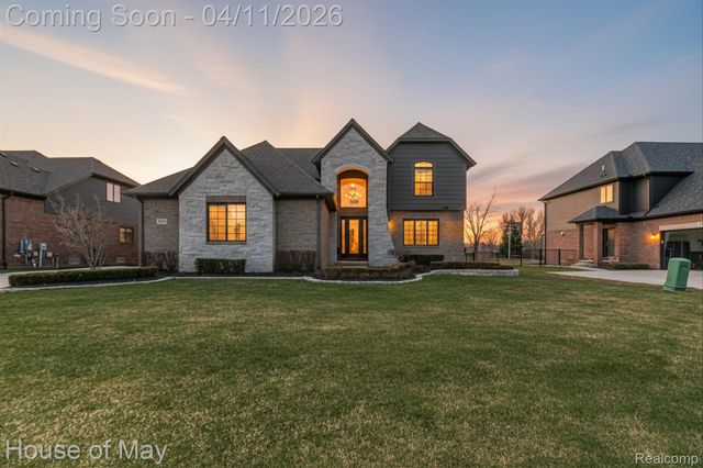 54933 Black Hills Lane, Shelby Charter Township, MI 48316