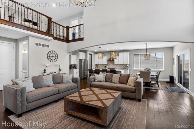 54933 Black Hills Lane, Shelby Charter Township, MI 48316