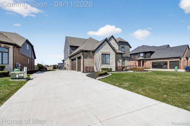 54933 Black Hills Lane, Shelby Charter Township, MI 48316