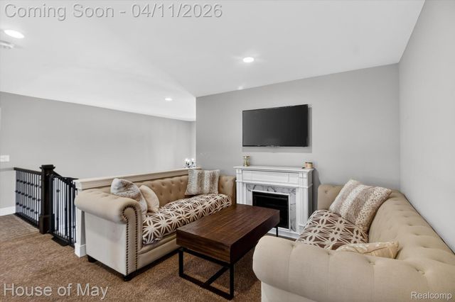 54933 Black Hills Lane, Shelby Charter Township, MI 48316