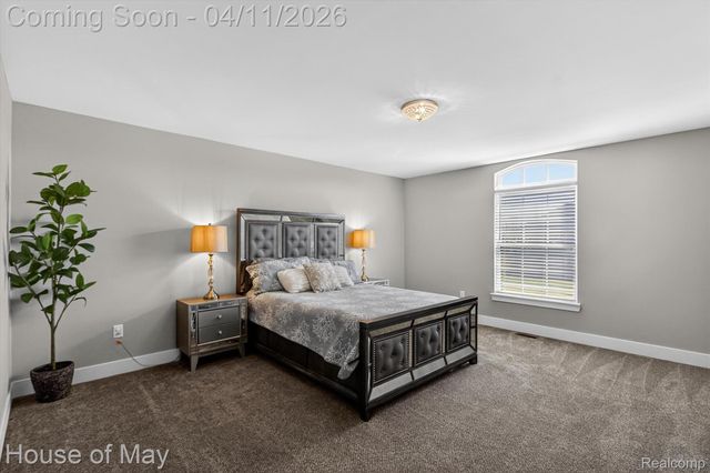 54933 Black Hills Lane, Shelby Charter Township, MI 48316