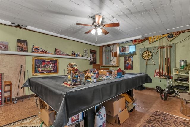 31 Fox Run Rd, Bellingham, MA 02019