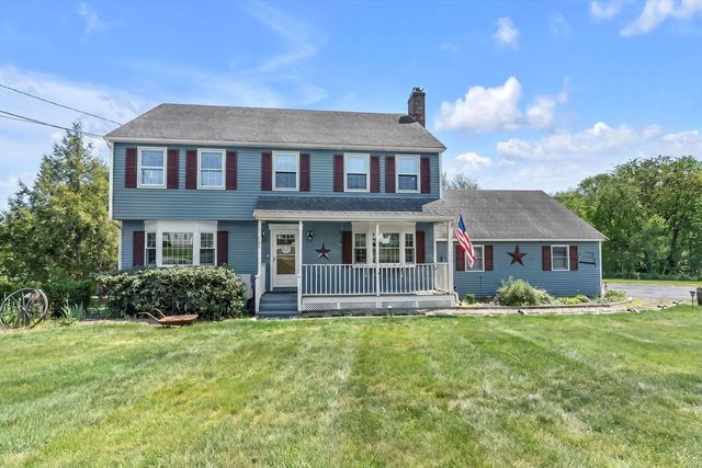 31 Fox Run Rd, Bellingham, MA 02019