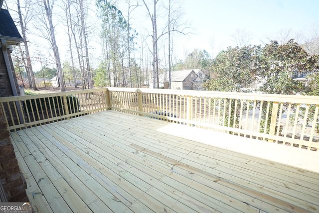 6009 Golf View Crossing, Locust Grove, GA 30248