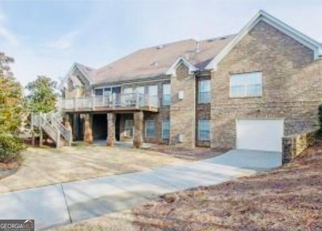 6009 Golf View Crossing, Locust Grove, GA 30248