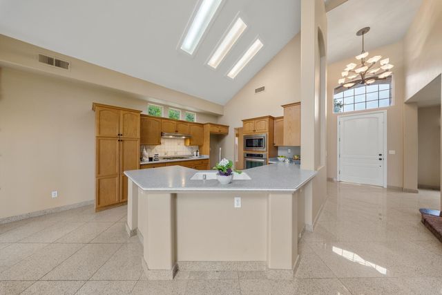 4601 VIA ALTURA, Modesto, CA 95357