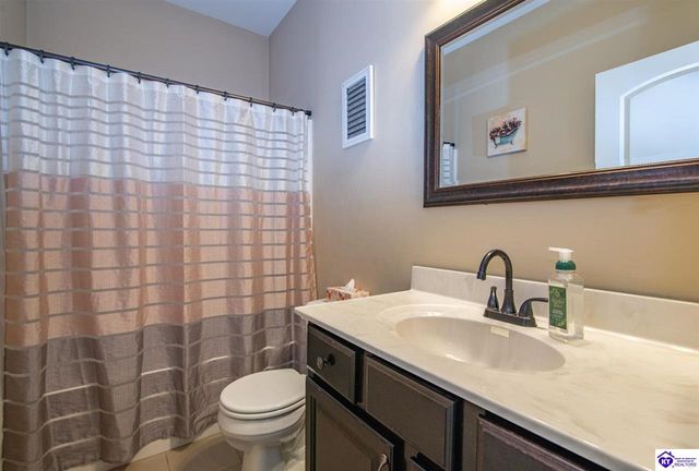 109 Shirley Boulevard, Vine Grove, KY 40175