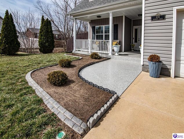 109 Shirley Boulevard, Vine Grove, KY 40175