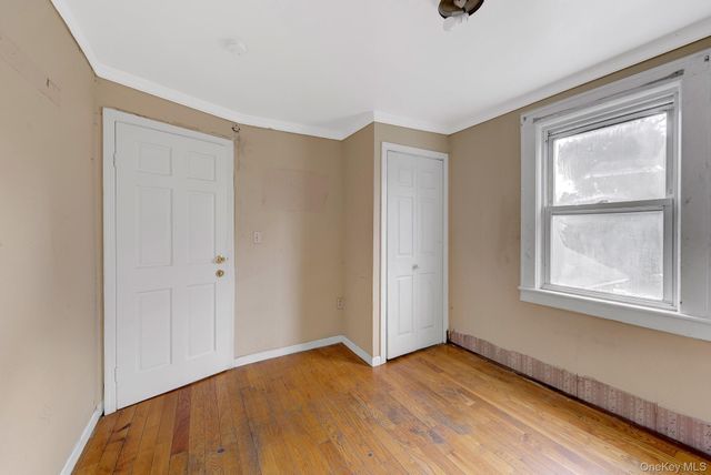 104 E Pennywood Avenue, Roosevelt, NY 11575