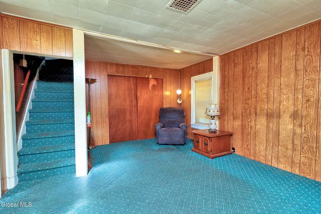 1337 8th Avenue, Schenectady, NY 12303