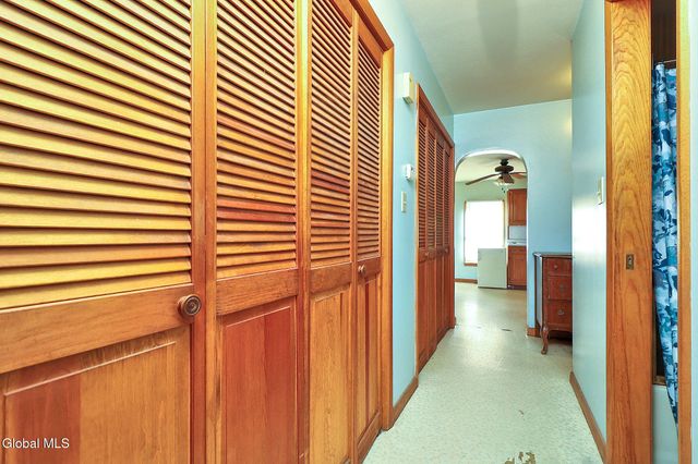 1337 8th Avenue, Schenectady, NY 12303