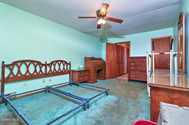 1337 8th Avenue, Schenectady, NY 12303