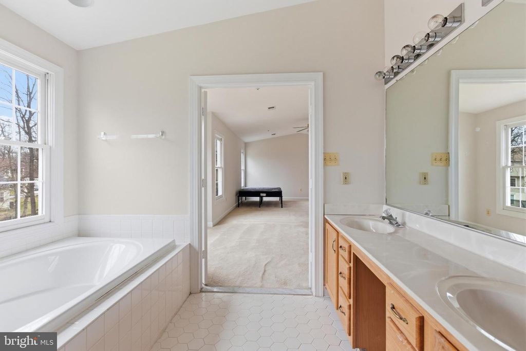 Image 26 of property listing at 2207 ARCTIC FOX DR, Bowie, MD 20721