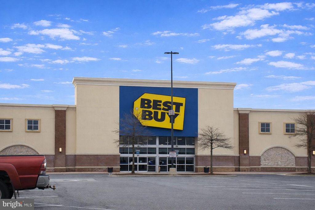 Image 41 of property listing at 2207 ARCTIC FOX DR, Bowie, MD 20721